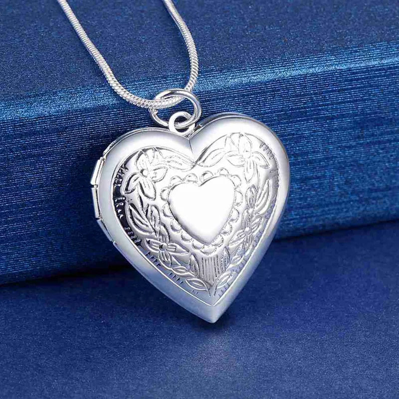 925 Sterling Silver Seashell Photo Open Frame Unisex Necklace