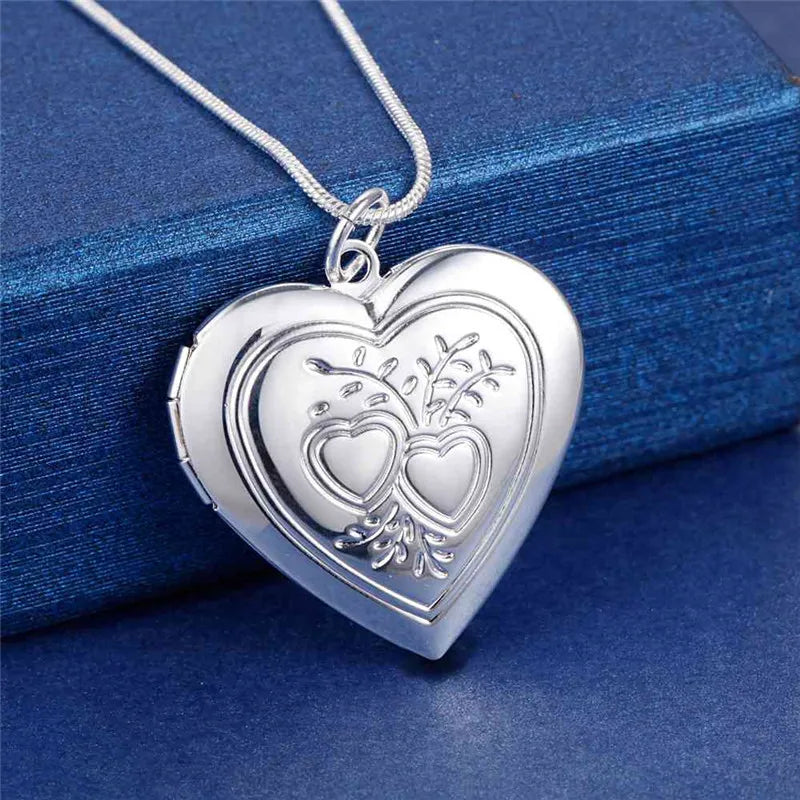 925 Sterling Silver Seashell Photo Open Frame Unisex Necklace