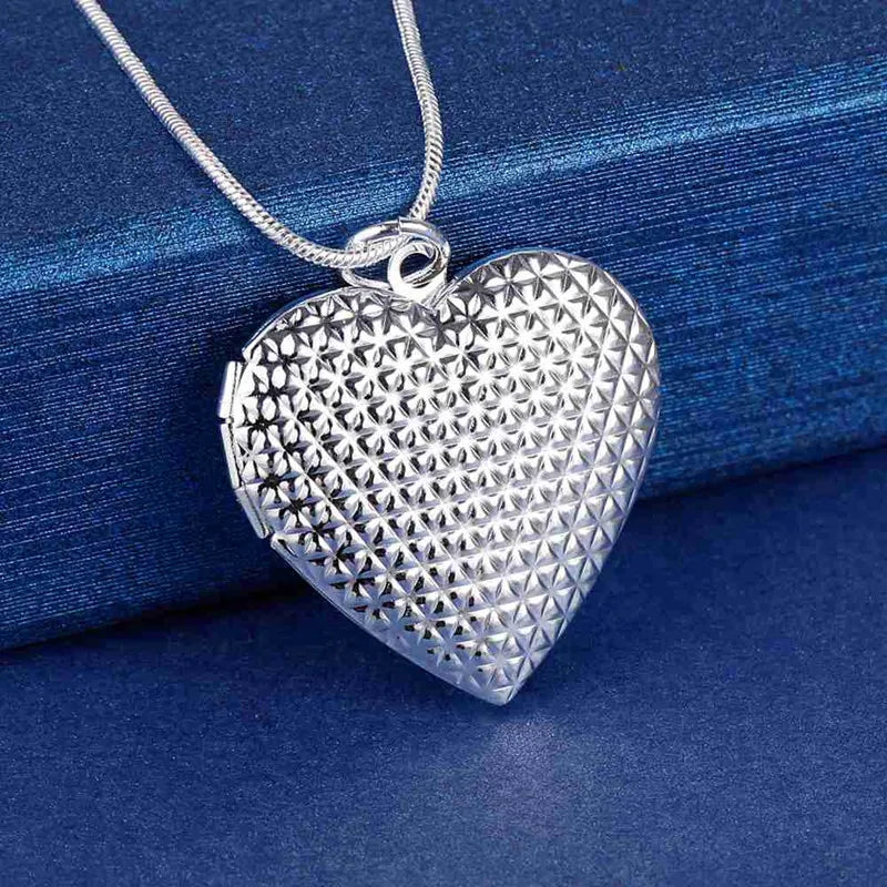 925 Sterling Silver Seashell Photo Open Frame Unisex Necklace