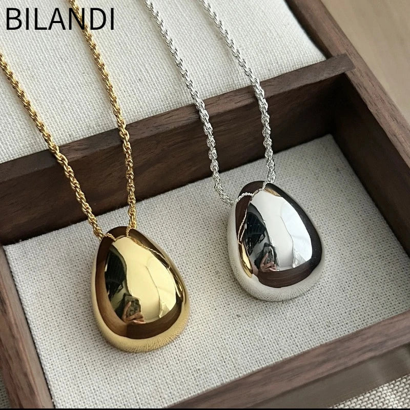 Simple Delicate Design Smooth Metal Teardrop Pendant Womens Necklace